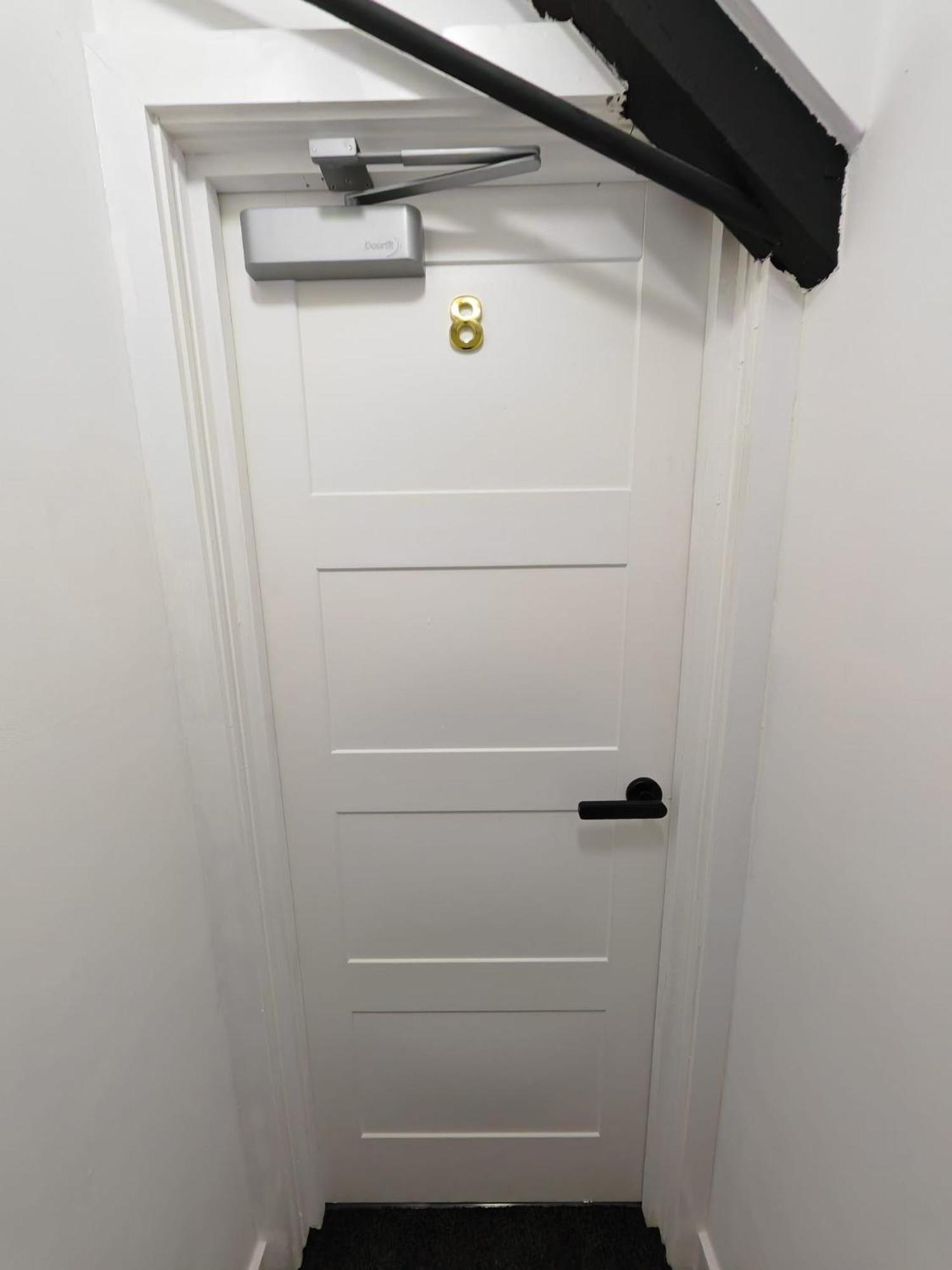Stay Hub City Centre - Self Check-In Бирмингам Стая снимка